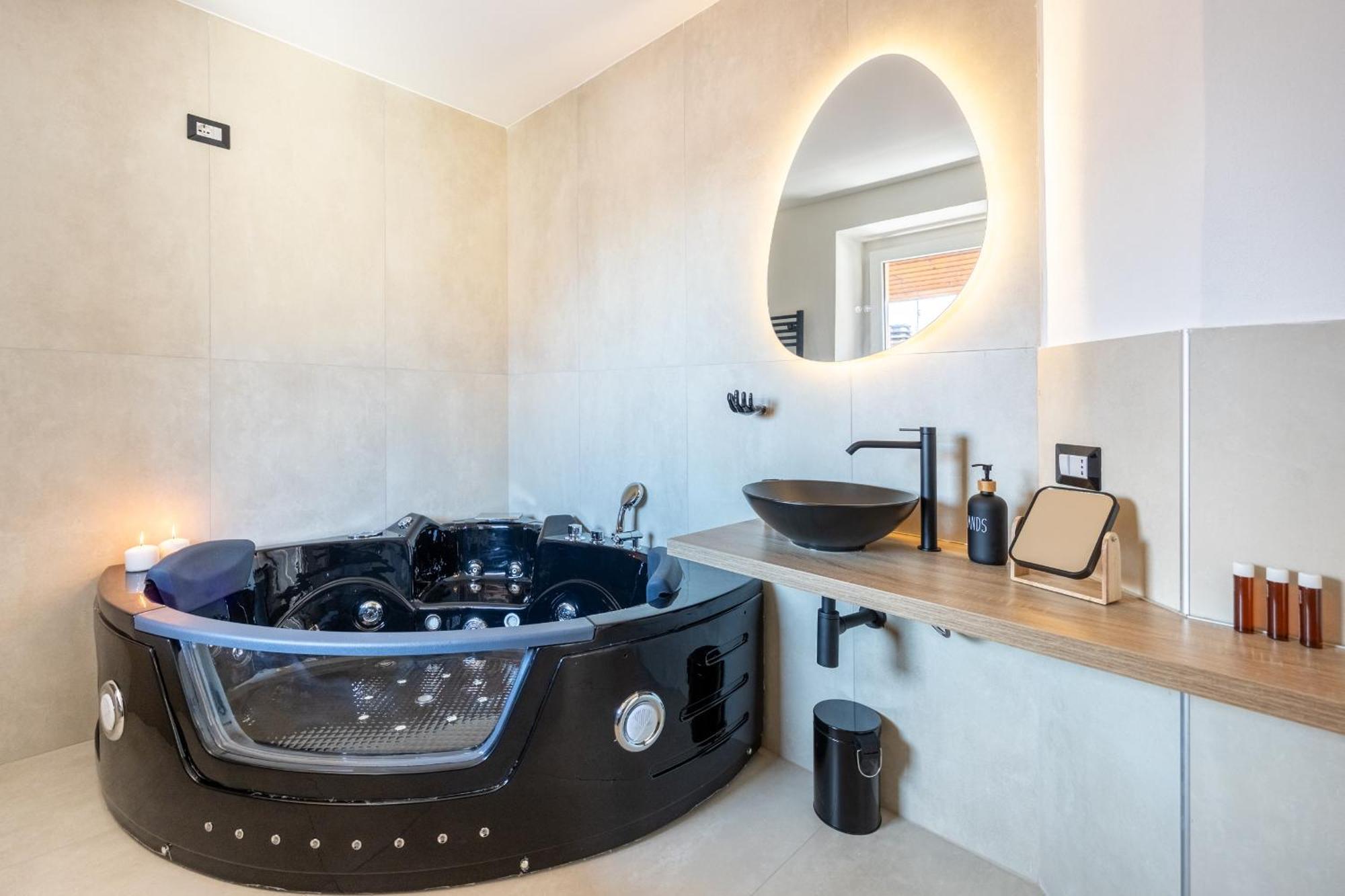 Lusso E Design, Appartamento 6 Minuti Aeroporto Orio Al Serio セリアーテ エクステリア 写真